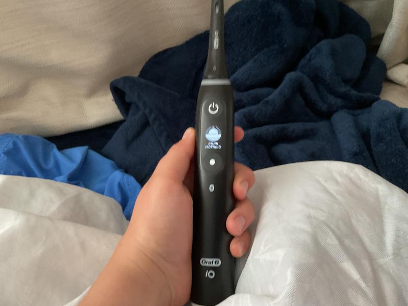 iO Series 6 Electric Toothbrush, Black Lava | Oral-B