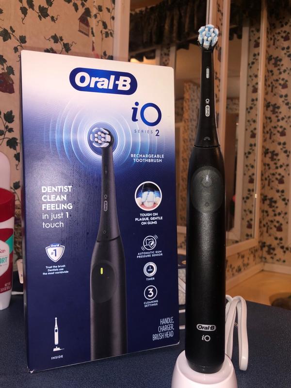 iO Series 2 Electric Toothbrush Starter Kit, Night Black | Oral-B