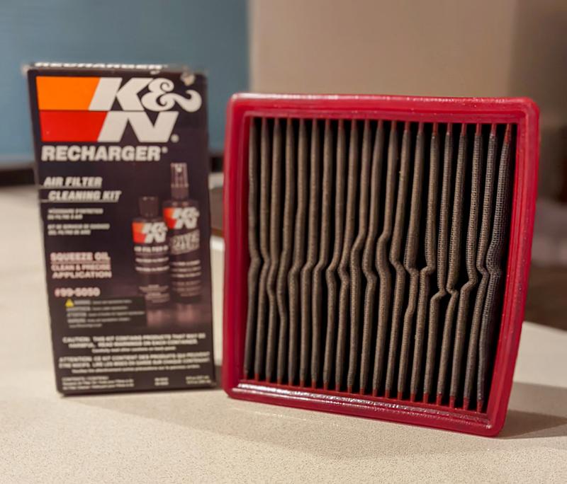 K&N Air Filter Cleaning Kit: Squeeze Bottle Filter Cleaner and Blue Oil  Kit; Restores Engine Air Filter Performance; Service Kit-99-5050BL