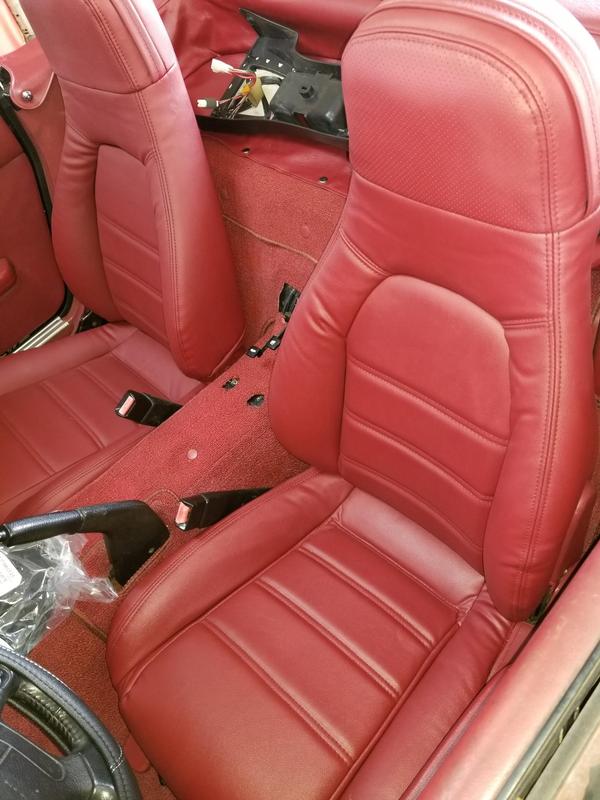 Dupli Color Vinyl and Fabric Paint - Race Seat Restoration Part 1