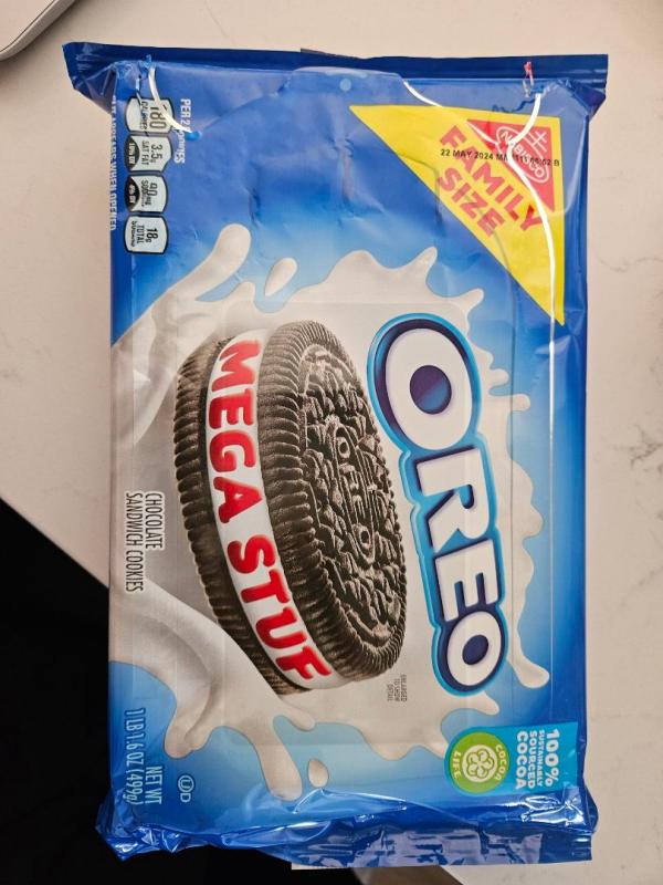 Oreo Mega Stuf Chocolate Sandwich Cookies, 374g (4 Pack - View #2