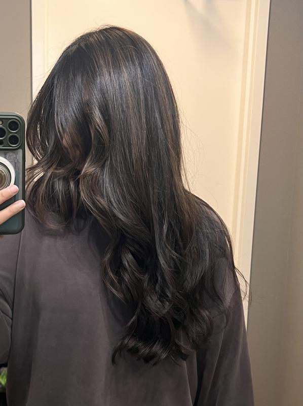 Customer photo for "8 years later and still my go to for smoothie lightweight shine"