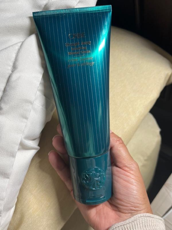 Straight Away Smoothing Blowout Cream – Oribe Hair Care
