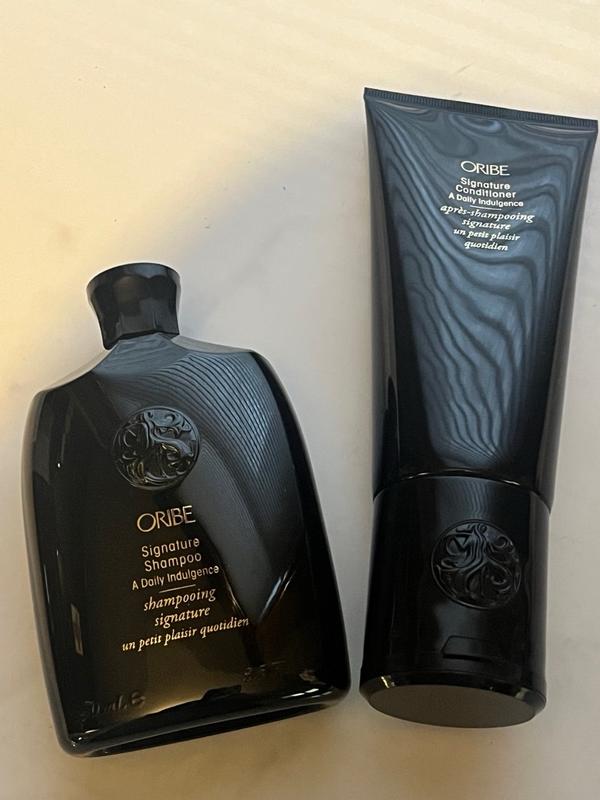 Oribe on sale Signature shampoo and conditioner set