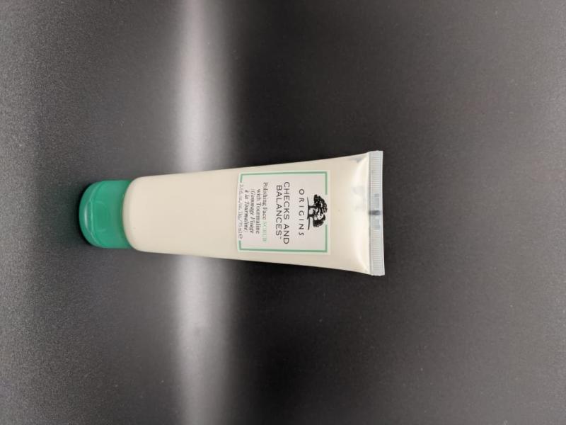 Checks and Balances Polishing Face Scrub