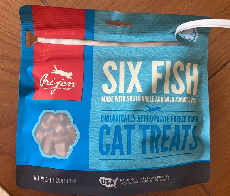 Orijen six 2024 fish treats