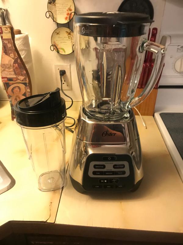 Oster Texture Select Master Series Blender with Blend-N-Go Cup and Glass Jar