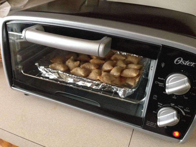 Oster TSSTTVVG01 4Slice Toaster Oven Black