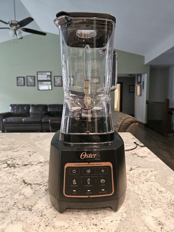 Oster 1500 Watt Extreme Mix Blender | Oster