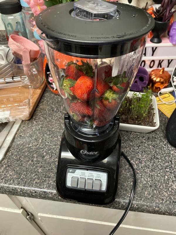 Oster® Easy-to-Use Blender with Speed Settings and 700-Watt