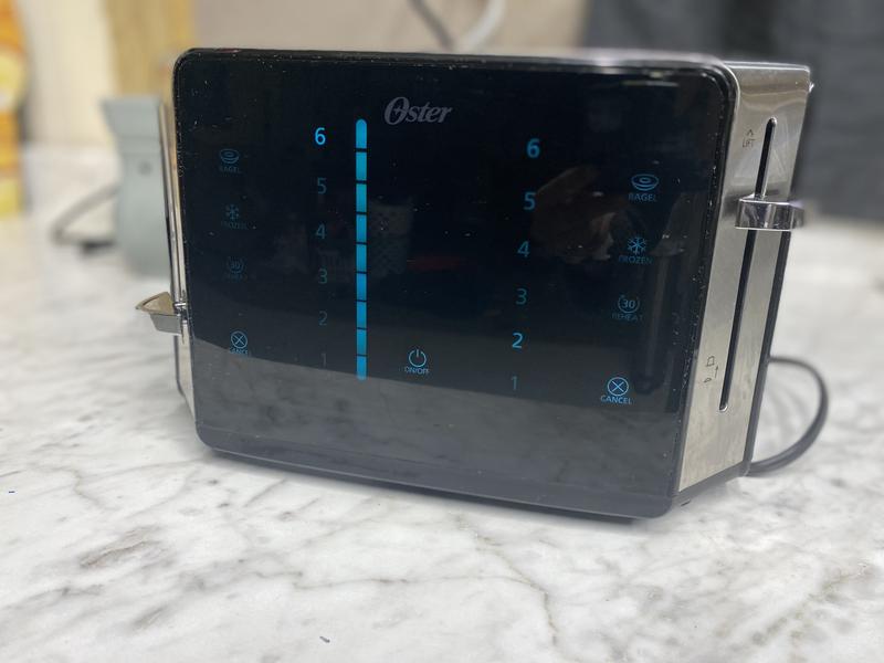 Oster® 4-Slice Touchscreen Toaster