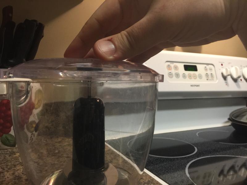 Lid will not fit or lock for use.