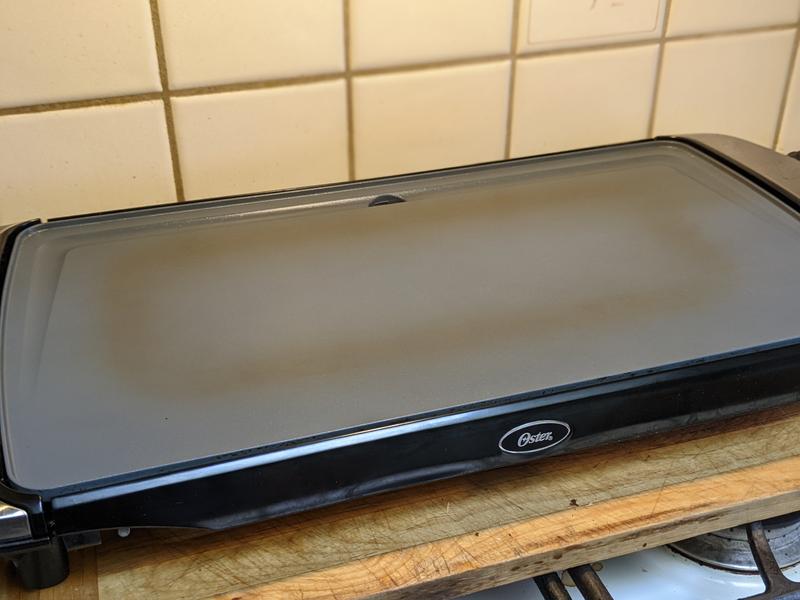 DiamondForce Nonstick Electric Griddle w/ Warming Tray by Oster at Fleet  Farm