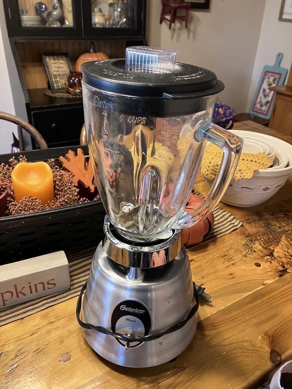 Oster Classic Series 8-Speed Blender with Smoothie Cup