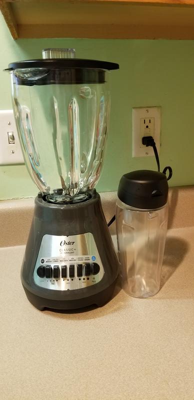 Oster® Classic Series 8-Speed Blender with 6-Cup Glass Jar, Gray