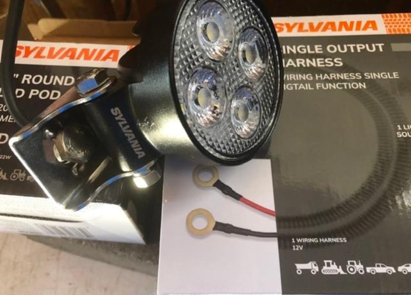 Simple wires and connection.