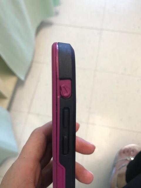 Doesn't snap together and toggle switch doesn't work