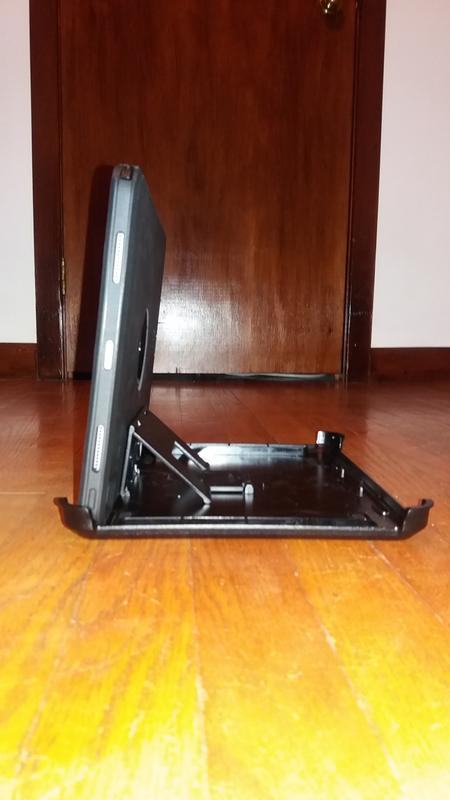 The new 12.9 in iPad (gen 3) case in the upper position.