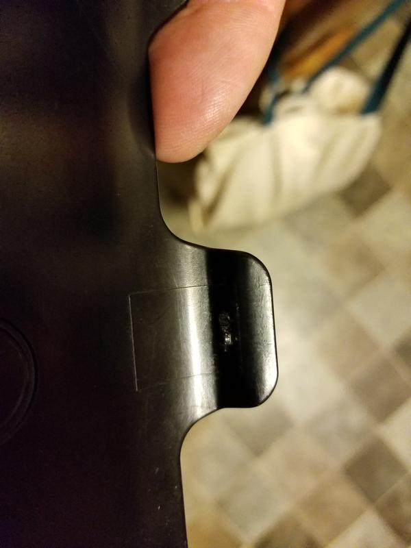 One of the 2 pieces broke off and the phone kept falling off my belt.