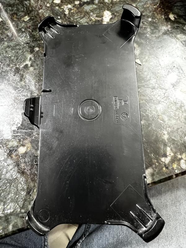 Shows little plastic tip that broke screen