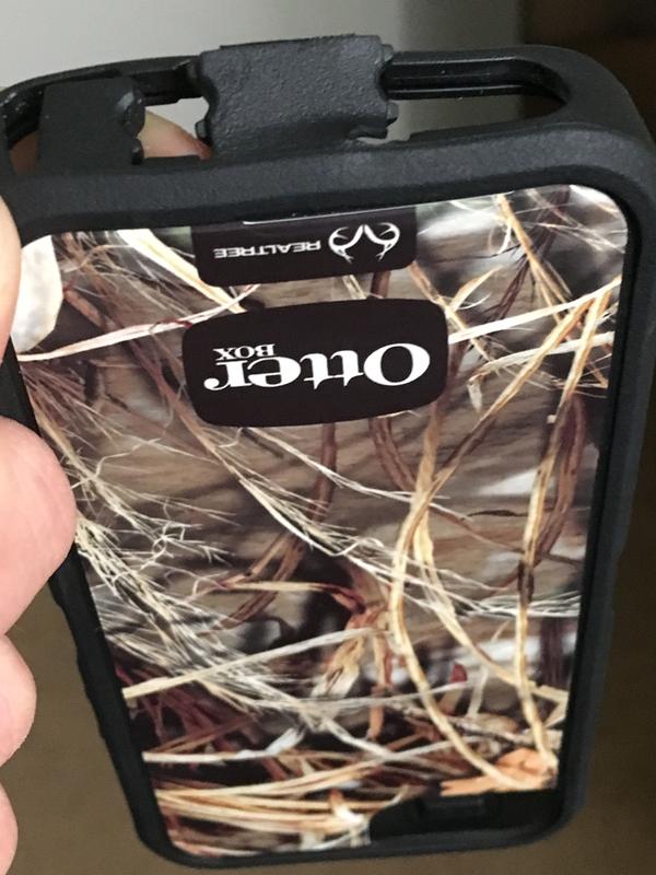 Cool case! Ripped rubber...