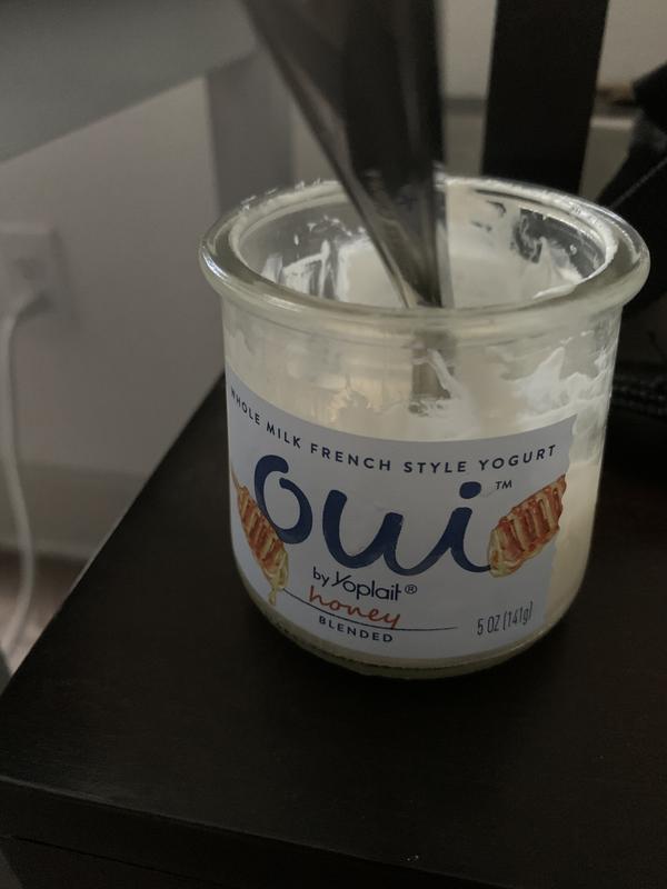 Oui by Yoplait Peach Whole Milk French Style Yogurt Jar, 5 oz