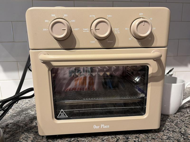 Customer photo for "Love my mini wonder oven"