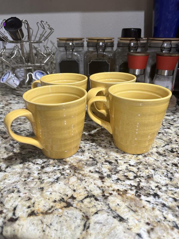 Modern mug set