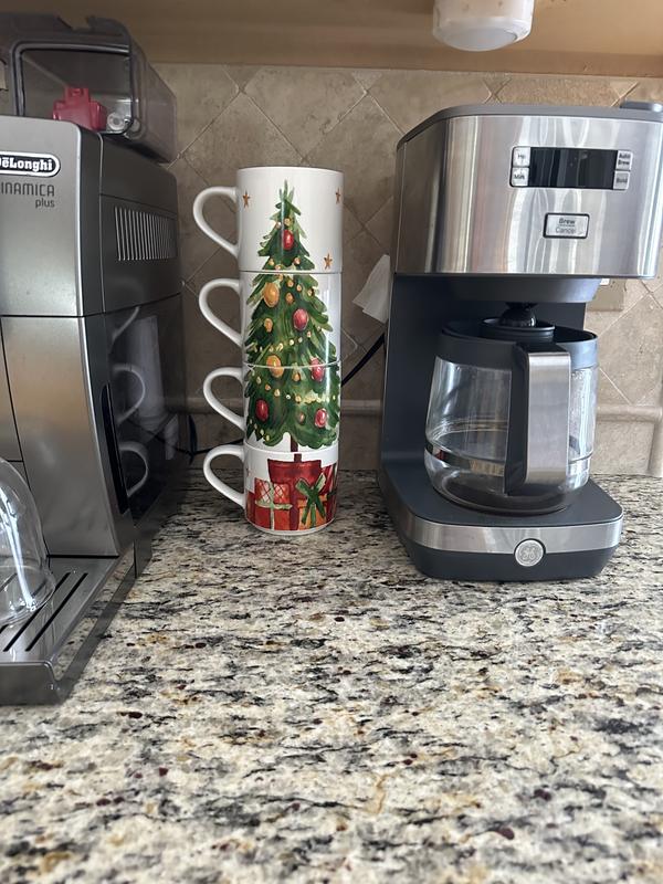 When stacked, both sides have the Christmas tree image