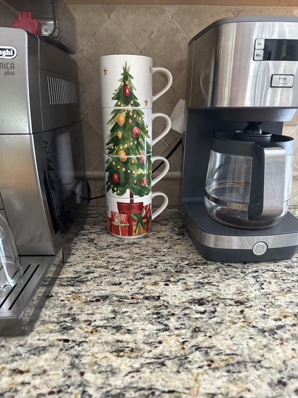 When stacked, both sides have the Christmas tree image