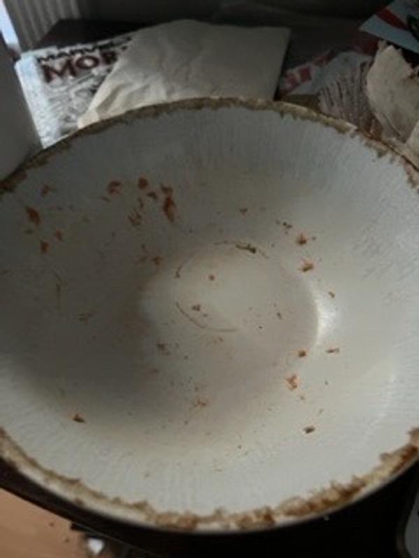 The pretty new bowl i had lunch with.