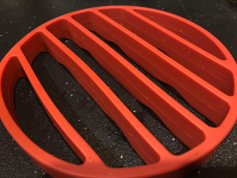 Cleans easily and completely with minimal effort.