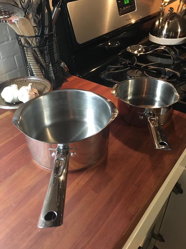 Steamer fits in both 3 qt pot and 1.5 qt pot