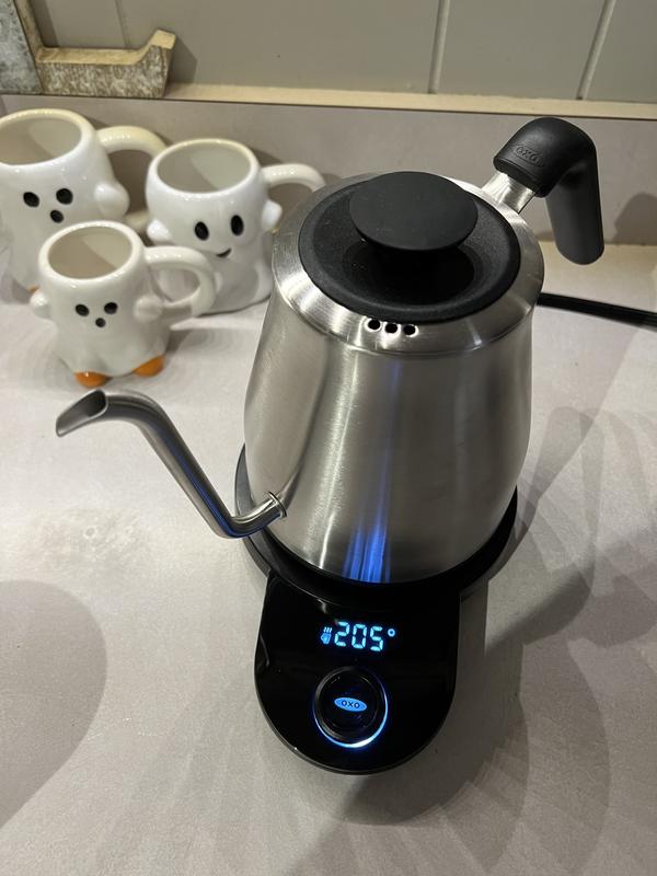 OXO Brew Adjustable Temperature Kettle, Electric, Clear & Good Grips  Stainless Steel Steamer With Extendable Handle