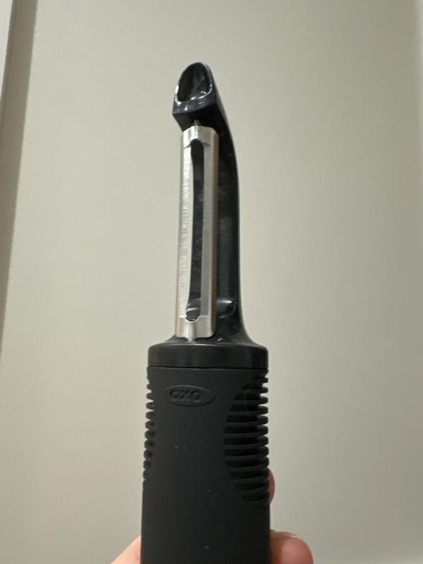 How to Use OXO Good Grips Swivel Peeler With Stainless Steel Blade? 