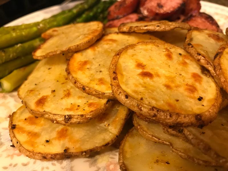 Results in uniform slices that evenly cook!