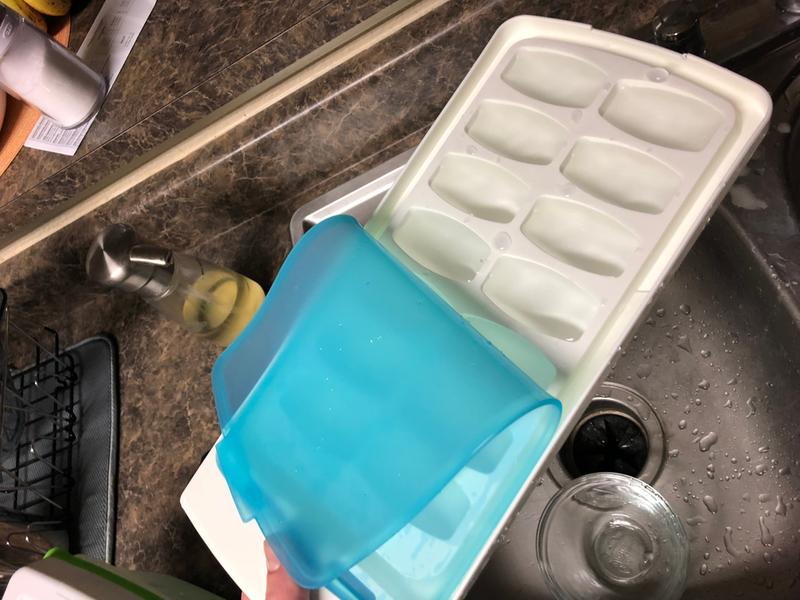 OXO No-Spill Ice Cube Tray - Duluth Kitchen Co