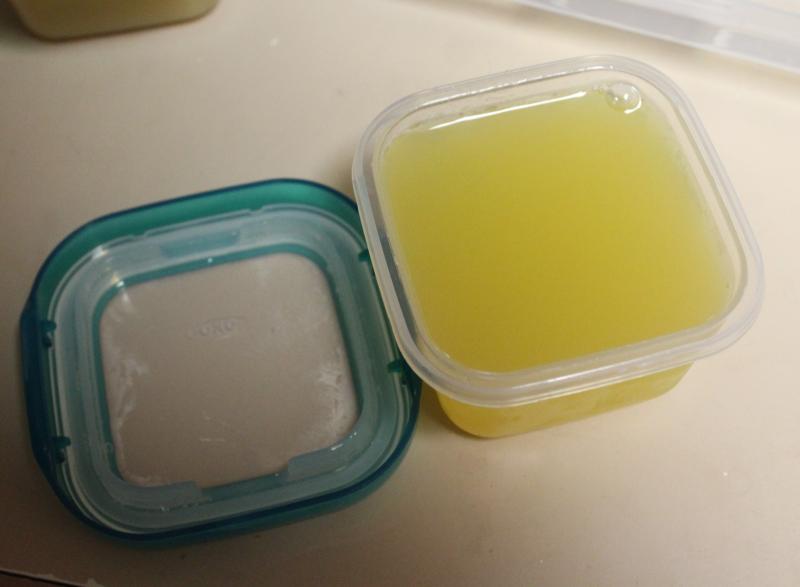 Great to store and thaw juice.