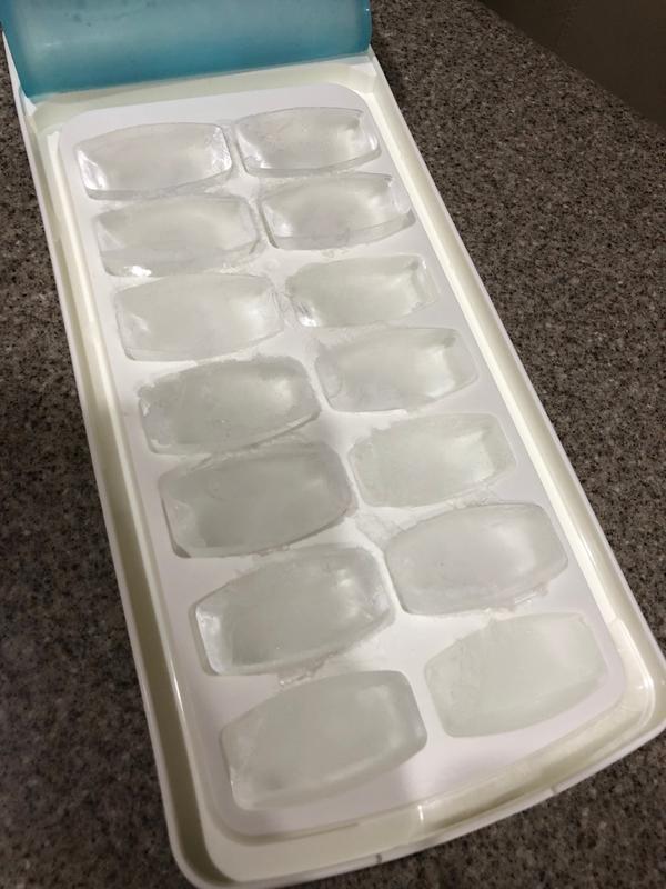 OXO No-Spill Ice Cube Tray: Perfect for crowded freezers and only $10 -  Reviewed