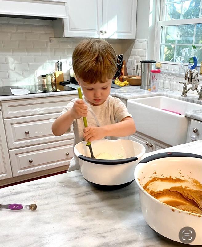 Customer carousel item 3.