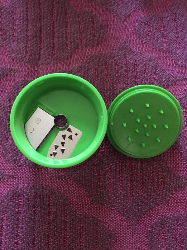 Inside of the Spiralizer