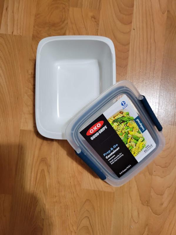 Plenty of room for a sandwich, you won't be disappointed with this leak proof container.