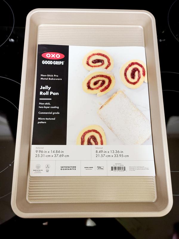 OXO 10 x 15 Good Grips Non-Stick Pro Jelly Roll Pan