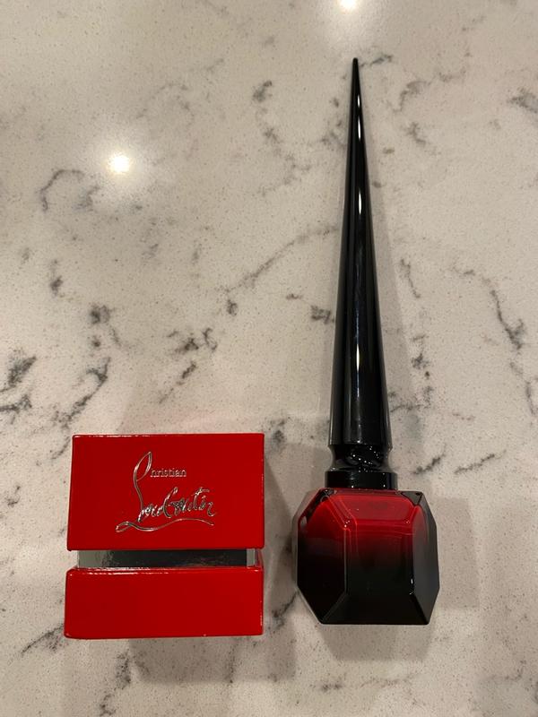Customer photo for "Beautiful presentation of a luxury polish"