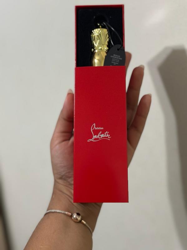 Customer photo for "Elegant and smudge proof"