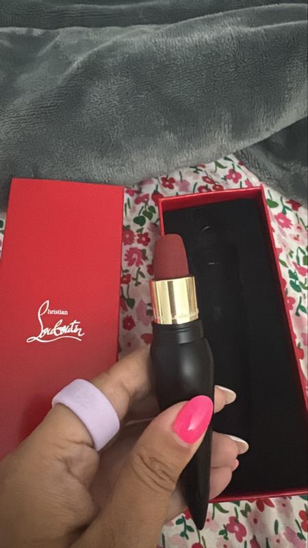 Customer photo for "Matte lipstick for the win"
