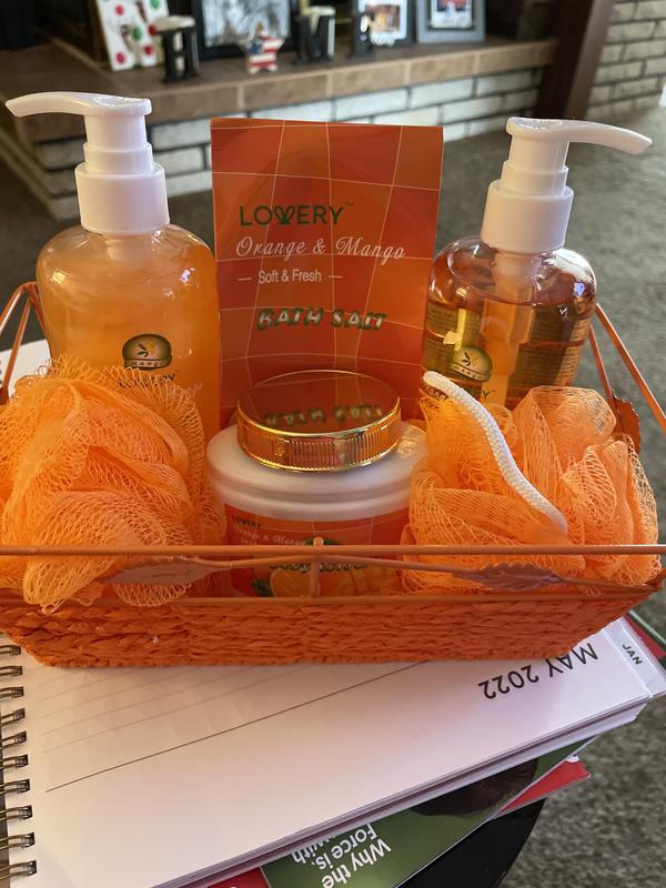 Love the orange color