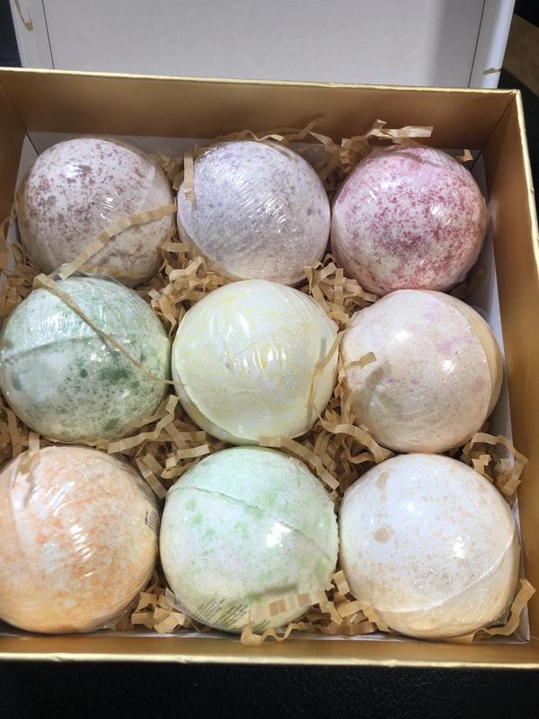 Love this sweet packaging!