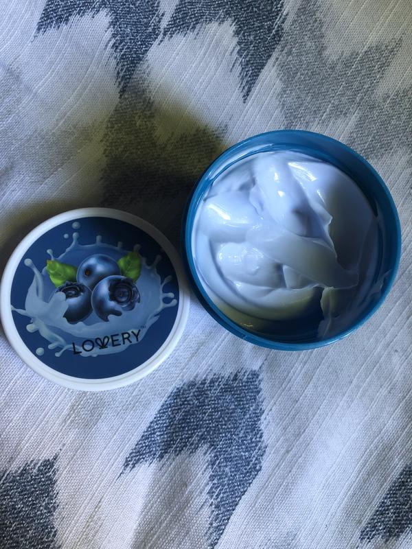 Lovery blueberry whipped body butter