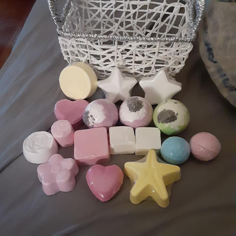 Bath bombs